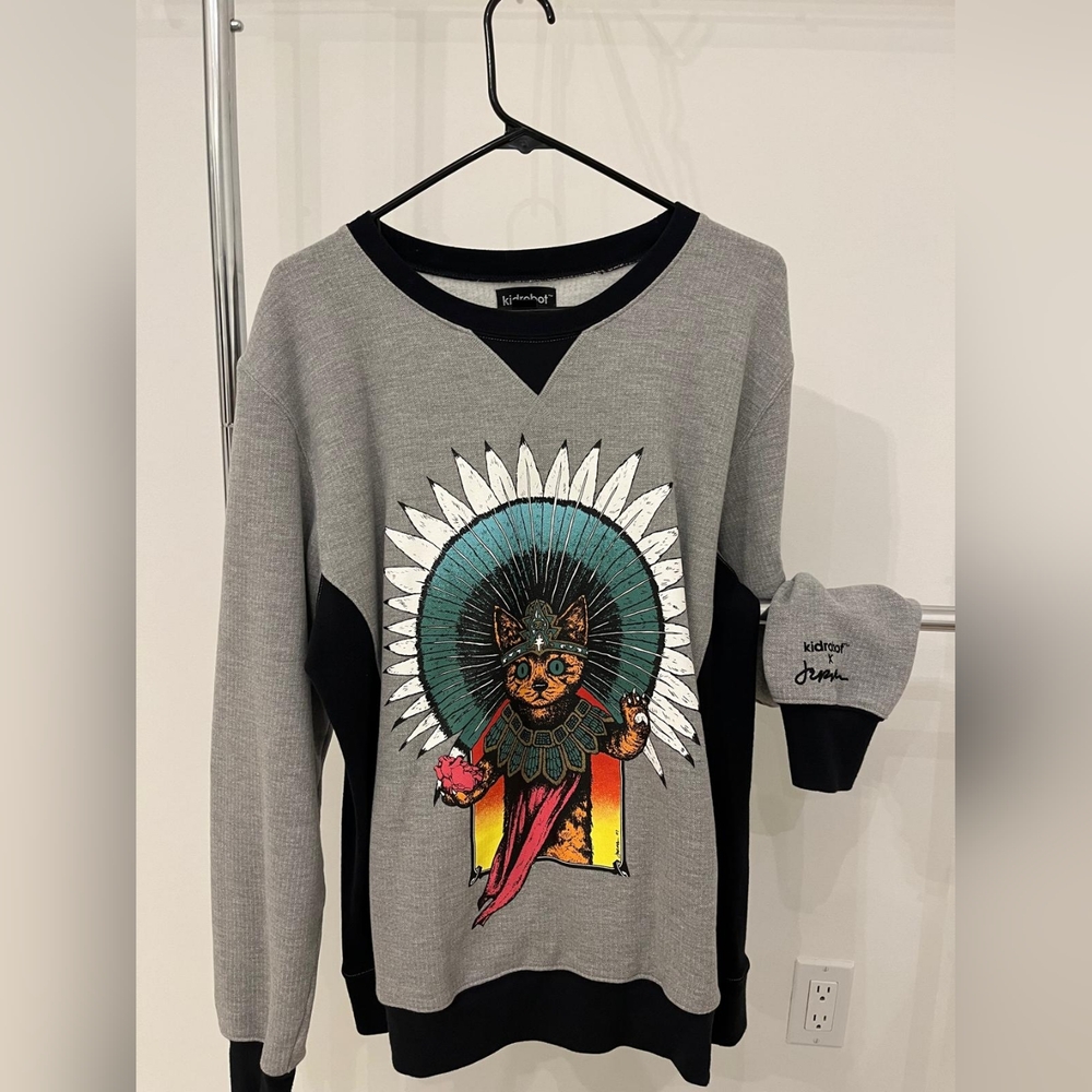 Original "KIDROBOT" sweatshirt, Size L